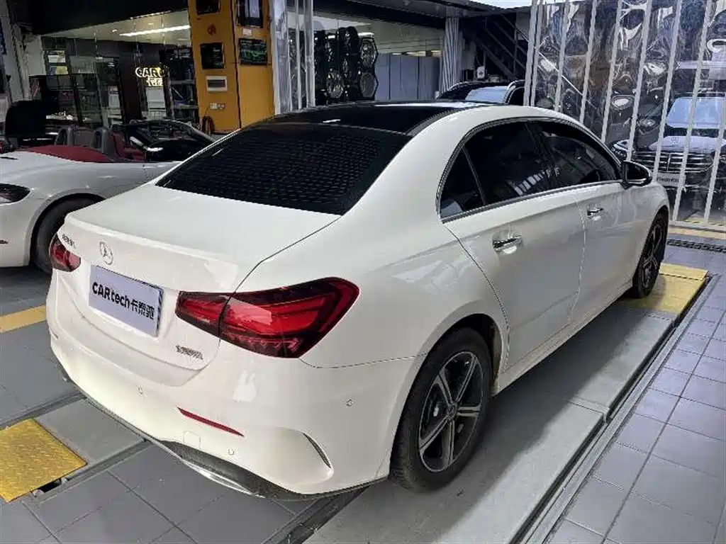 MERCEDES-BENZ CLASS A