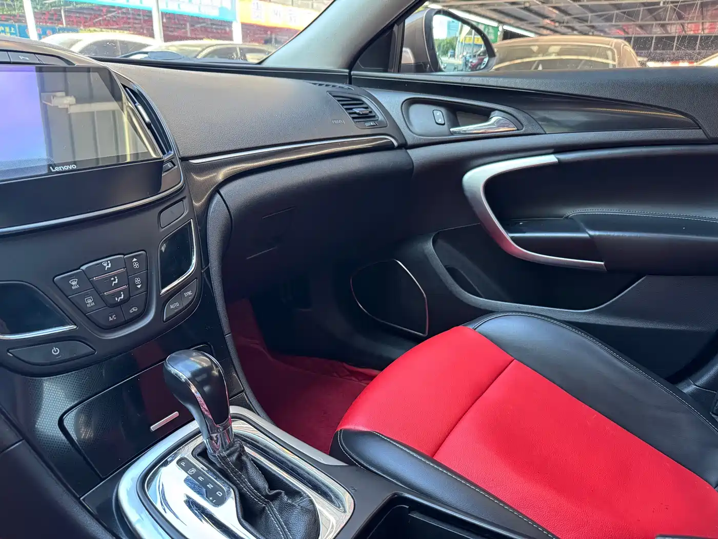 Buick Regal 2015 1.6T Leading Tech Edition фото 8