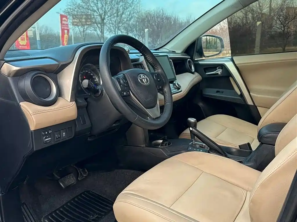 Toyota RAV4 Rongfang 2013 2.0L CVT 4WD Pioneer фото 8