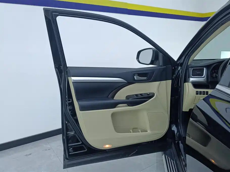 Toyota Highlander 2018 2.0T 2WD Elite 5-Seater China VI фото 7
