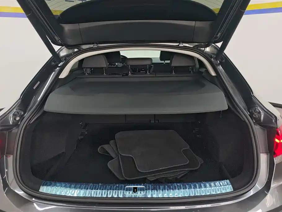 Audi Q3 Sportback 2020 40 TFSI Fashion фото 4