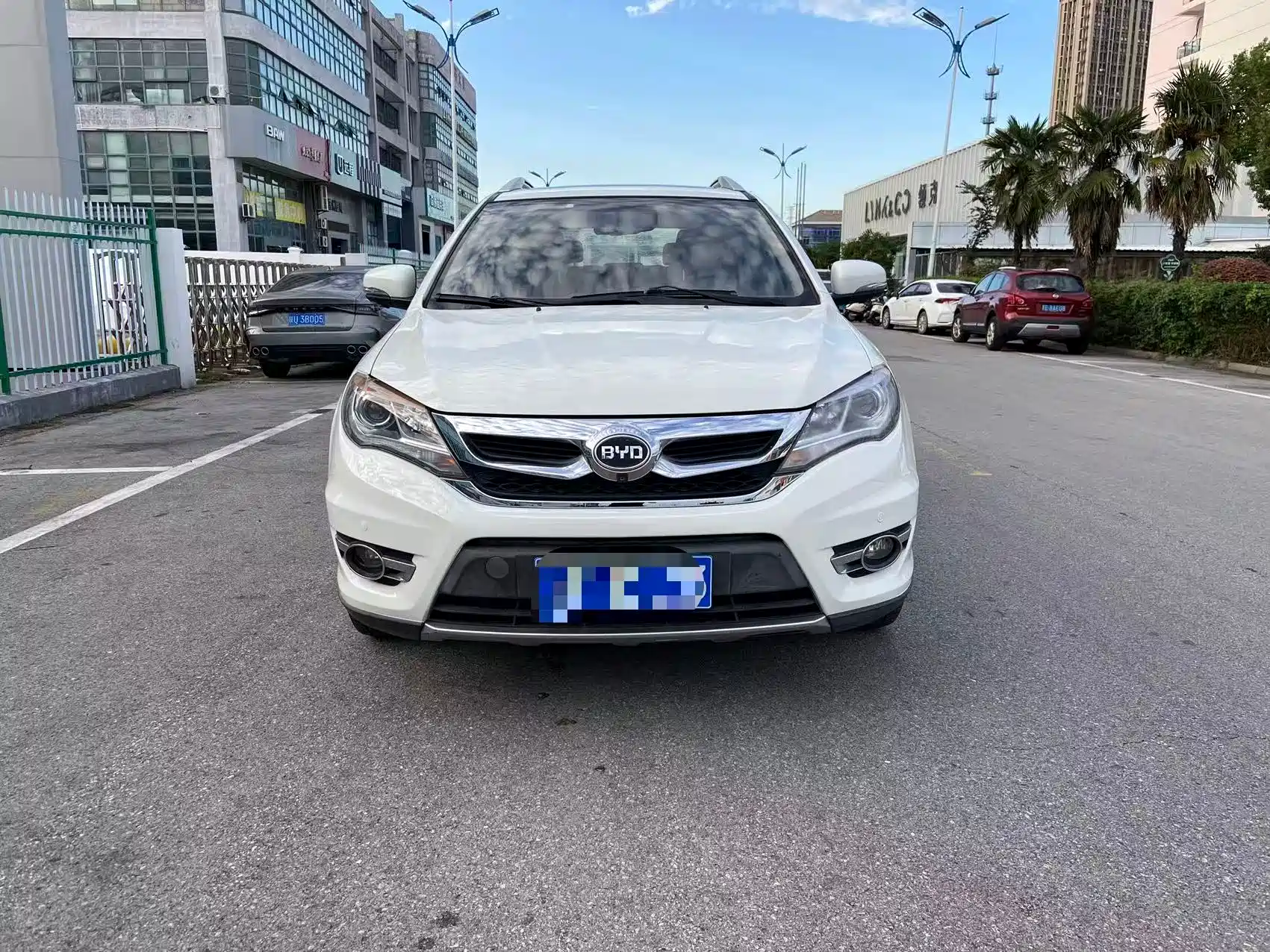 Фото 2 - BYD S7