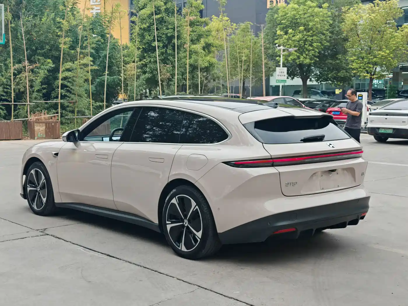NIO ET5T 2025 2024 75kWh Touring