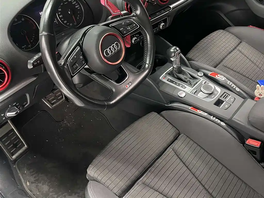 Audi A3 2018 30th Anniversary Limousine 35 TFSI Sport фото 4