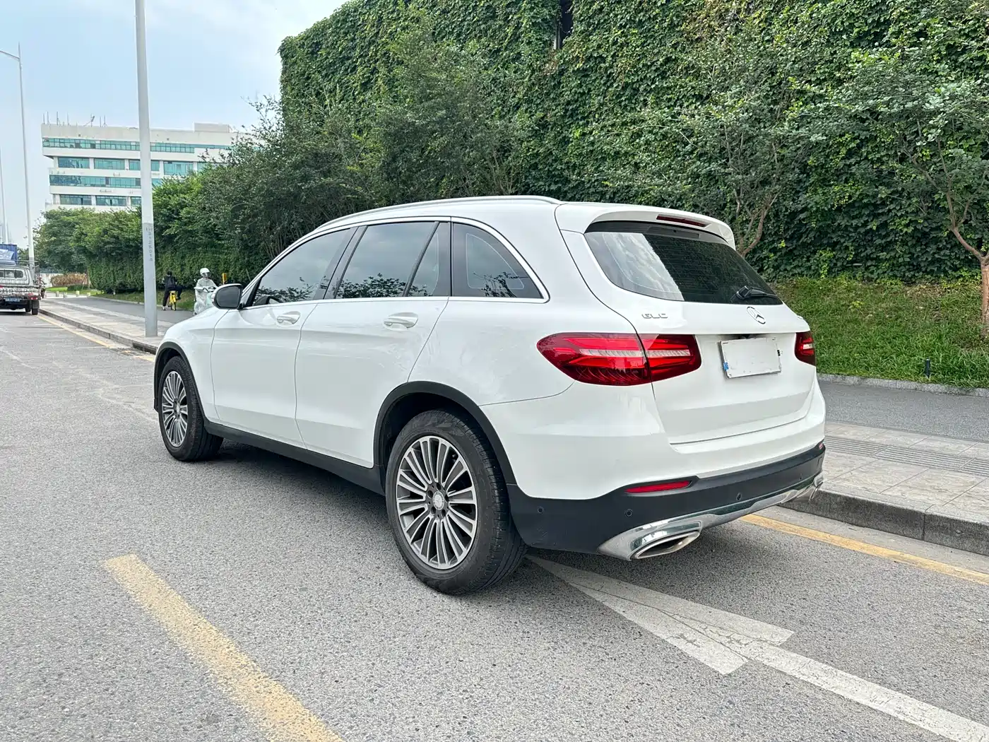 Mercedes-Benz GLC 2016 GLC 200 4MATIC фото 4