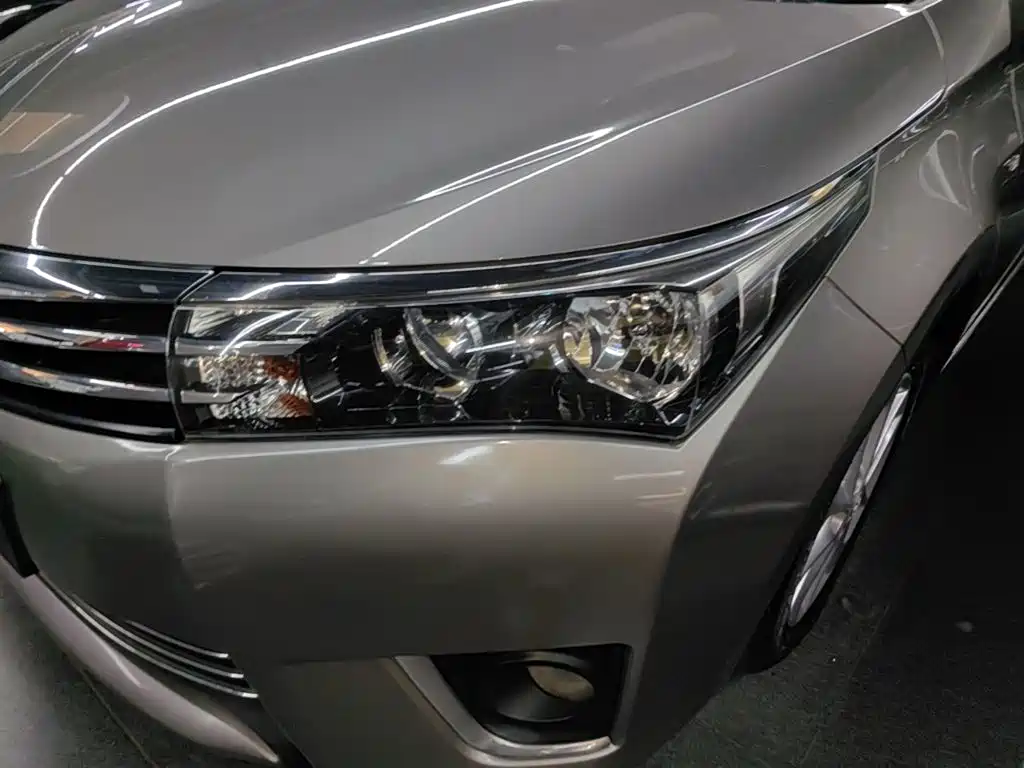 Фото 24 - Toyota Corolla