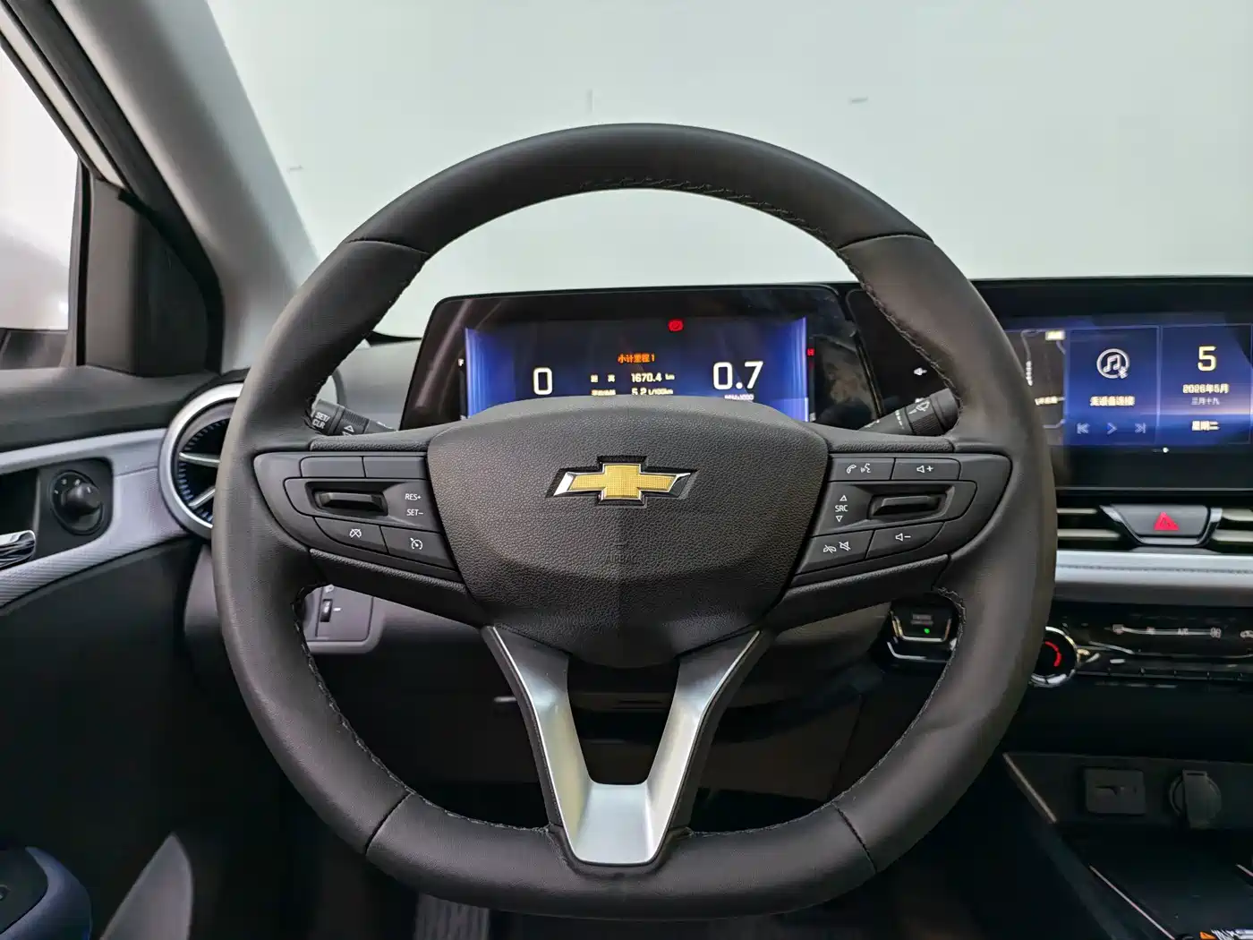 Chevrolet Monza 2024 2024 1.5L Dual-Clutch Delight Edition