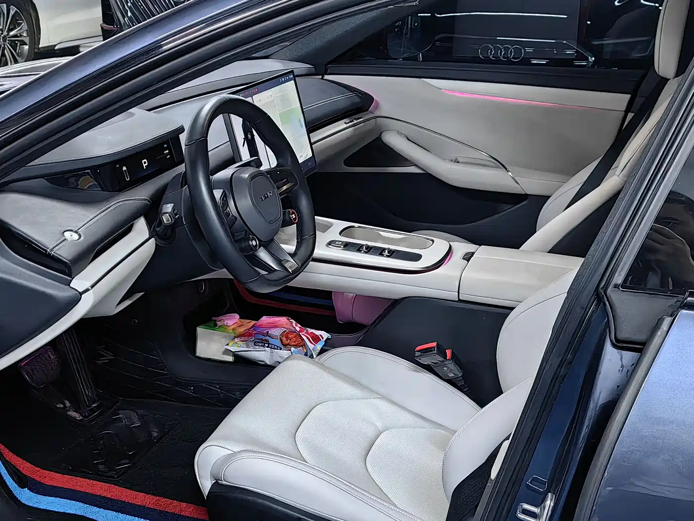 XIAOMI CAR XIAOMI SU7