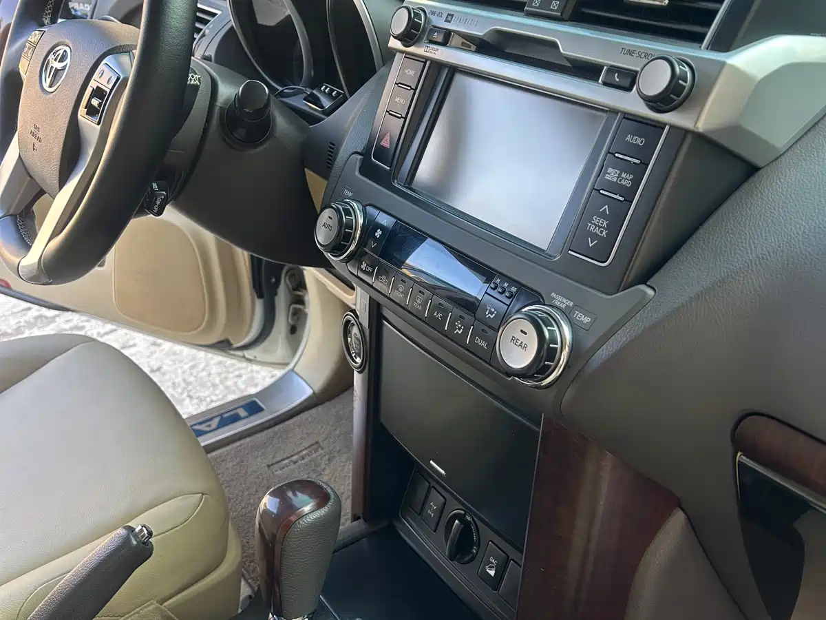 Toyota Prado 2016 3.5L Auto TX-L NAVI фото 8