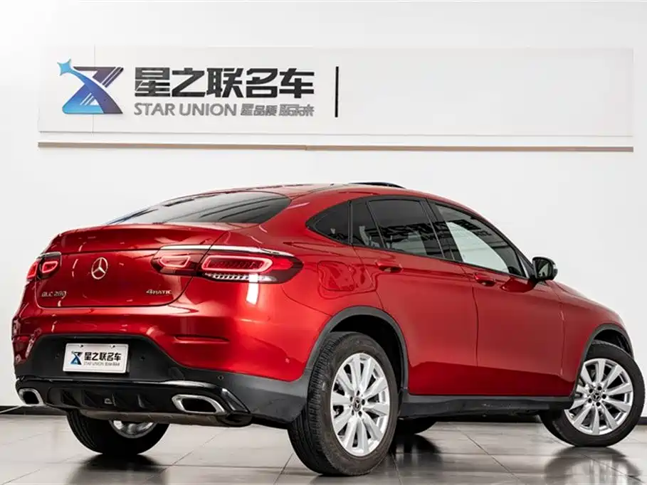 Mercedes-Benz GLC Coupe 2020 GLC 260 4MATIC Coupe SUV фото 7
