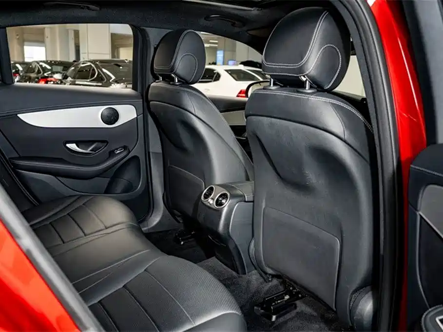 Mercedes-Benz GLC Coupe 2020 GLC 260 4MATIC Coupe SUV фото 23