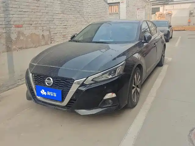 NISSAN TEANA