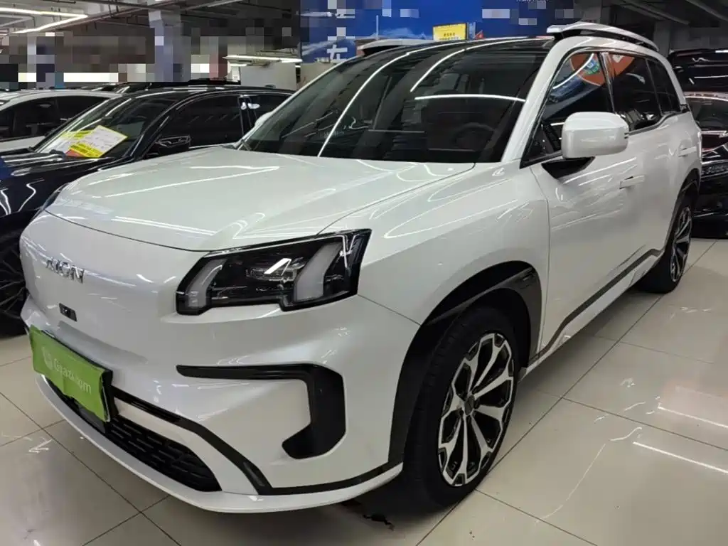 2025 Aion V