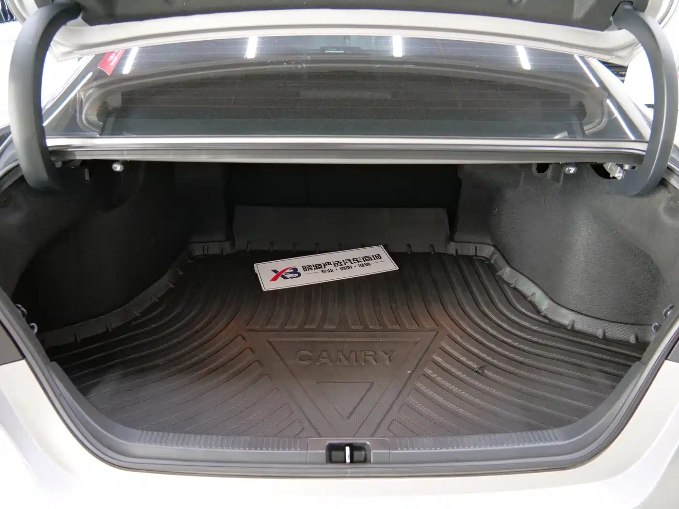 Toyota Camry 2021 2.5G Luxury Edition фото 17