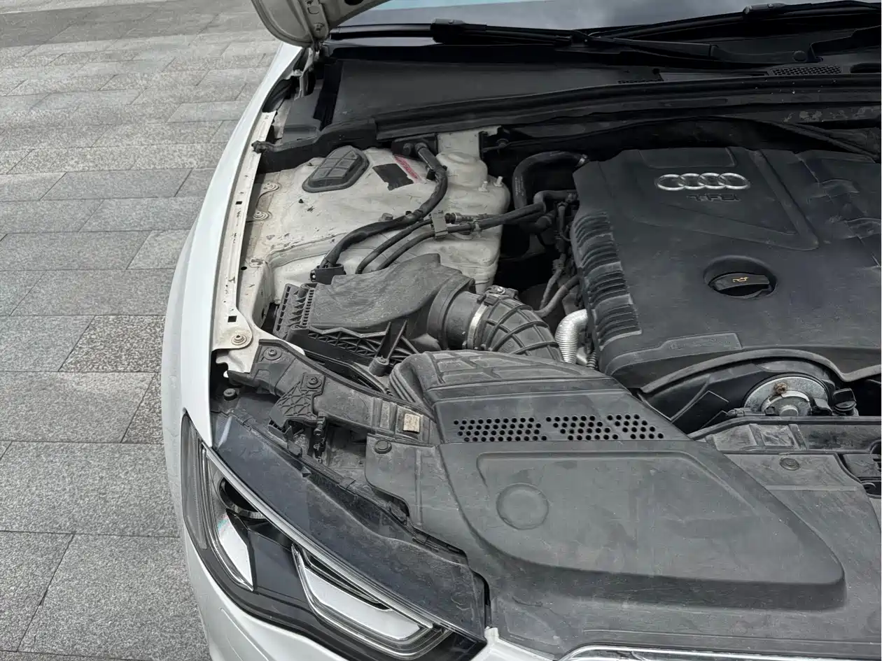 Audi A5 (Import) 2010 2.0TFSI Sportback Comfort фото 26