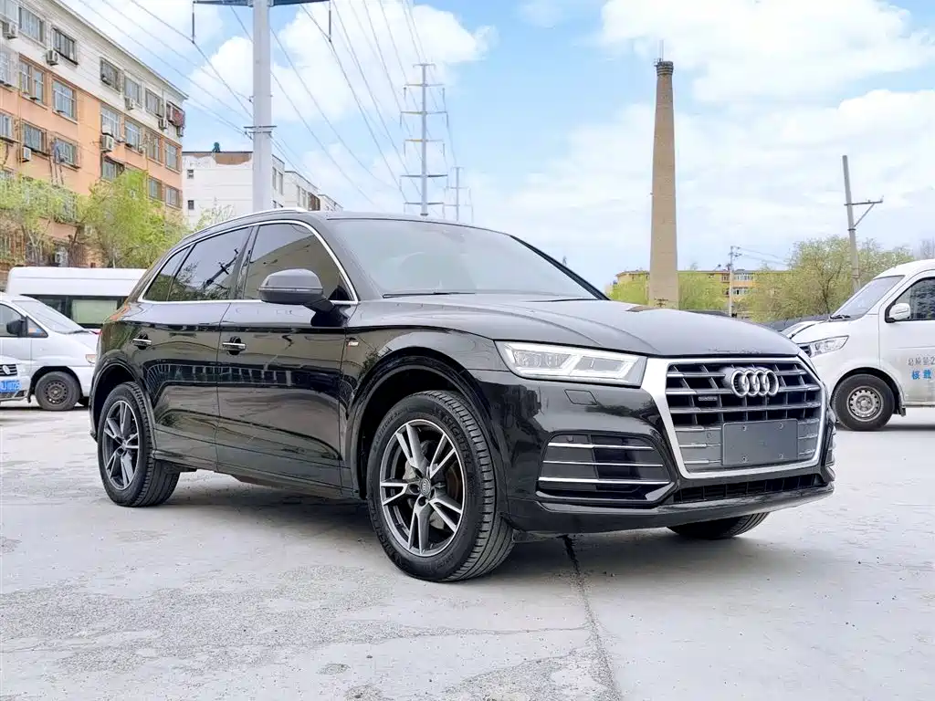Audi Q5L 2018 40 TFSI Prestige Fashion (China V) фото 3