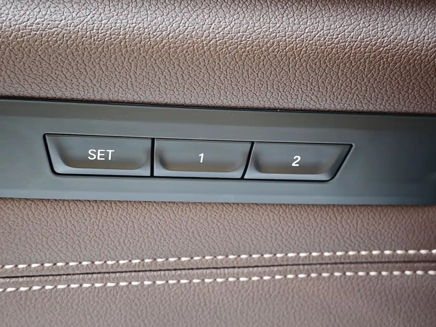 BMW 5 Series 2021 530Li Leading Luxury Package фото 27