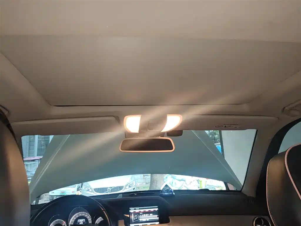 Mercedes-Benz GLK-Class 2015 GLK 300 4MATIC Fashion Ultimate Edition фото 9