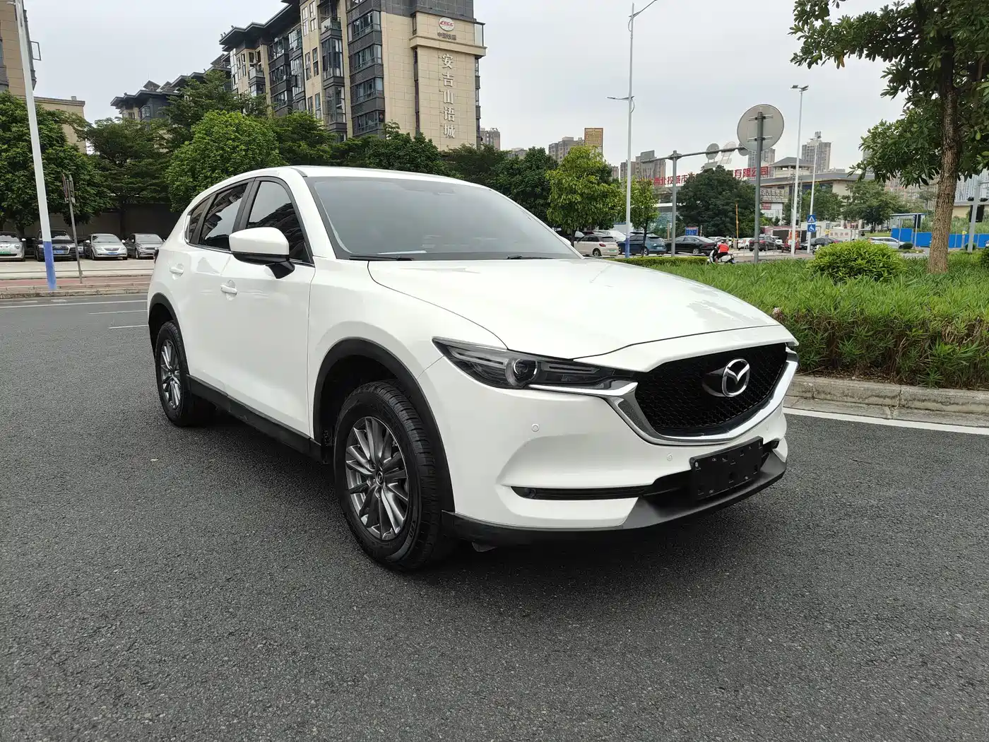 Photo 3 - Mazda CX-5