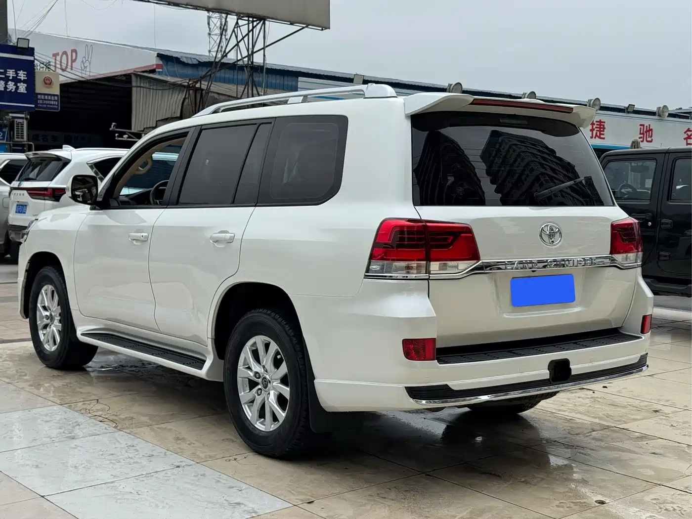 Toyota Land Cruiser (Import) фото 6