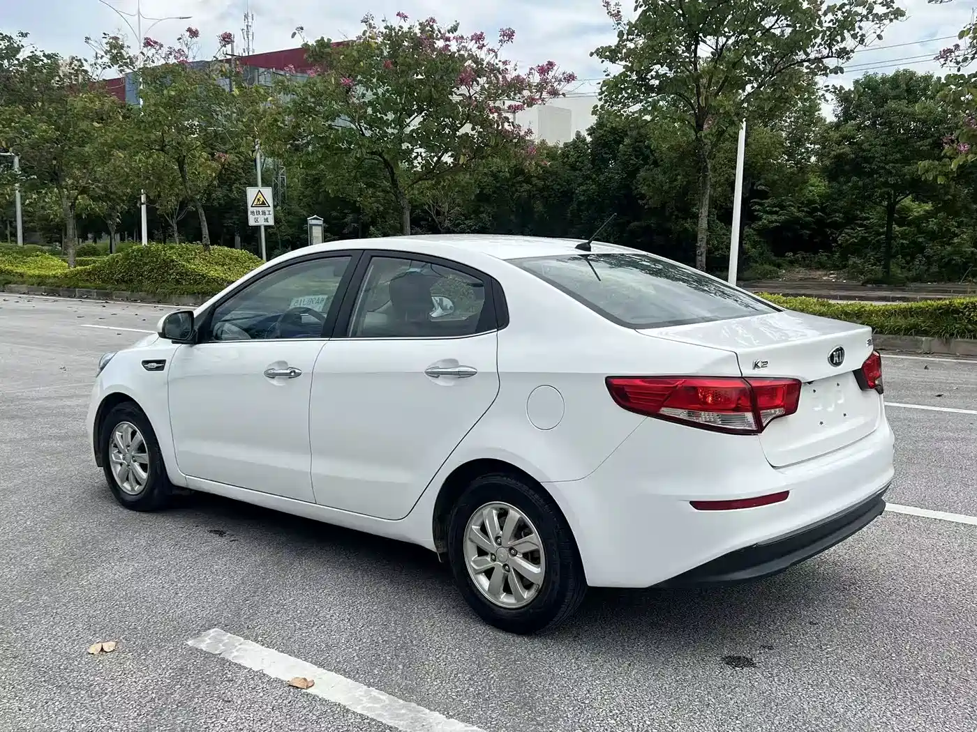 Kia K2 2015 Sedan 1.4L MT GLS фото 5