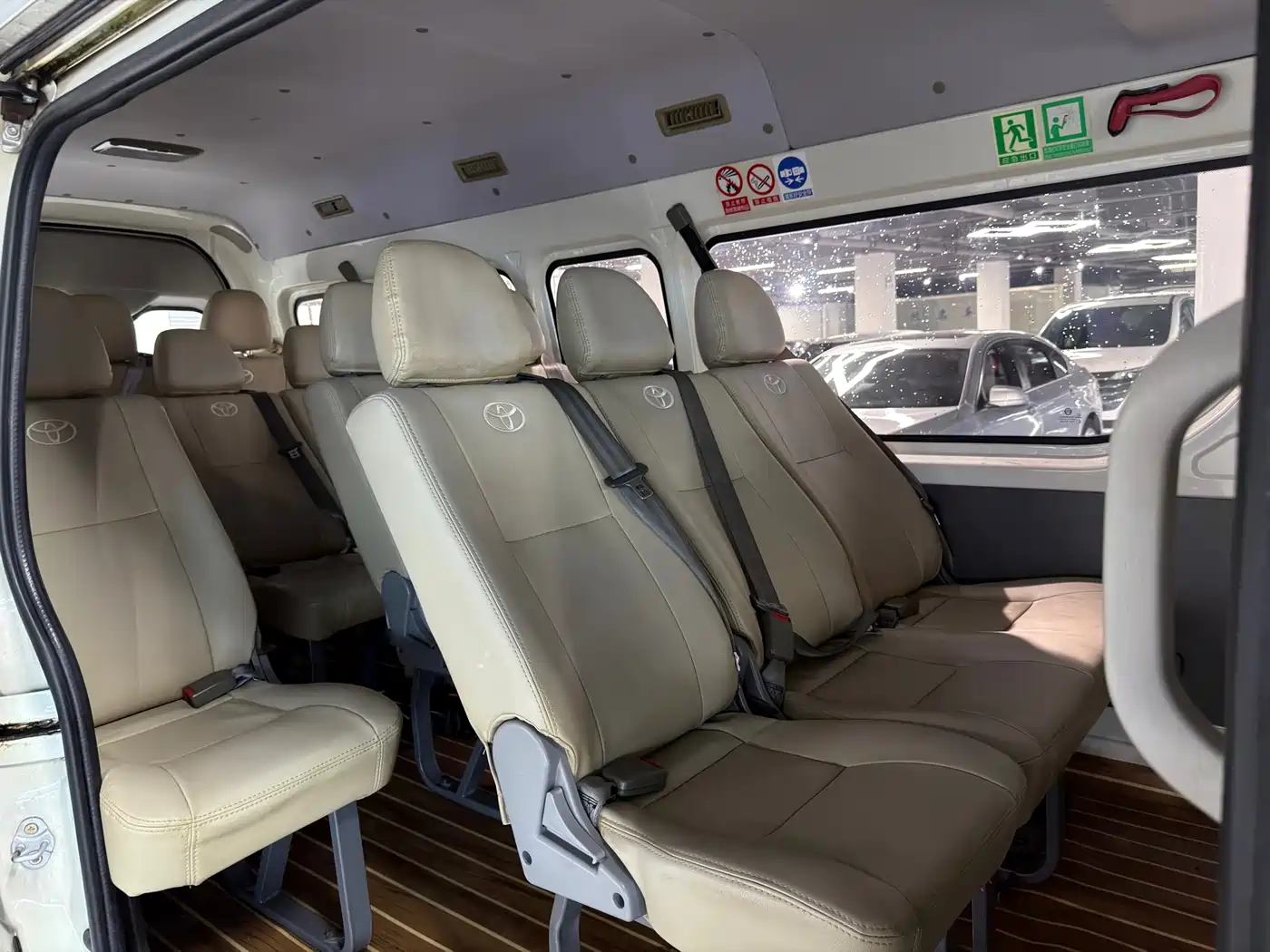 Golden Dragon Hiace Z Series 2017 2.2L Z5 Business Travel фото 13