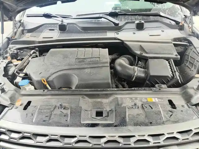 Land Rover Discovery Sport 2019 240PS SE Edition China V — фото 3