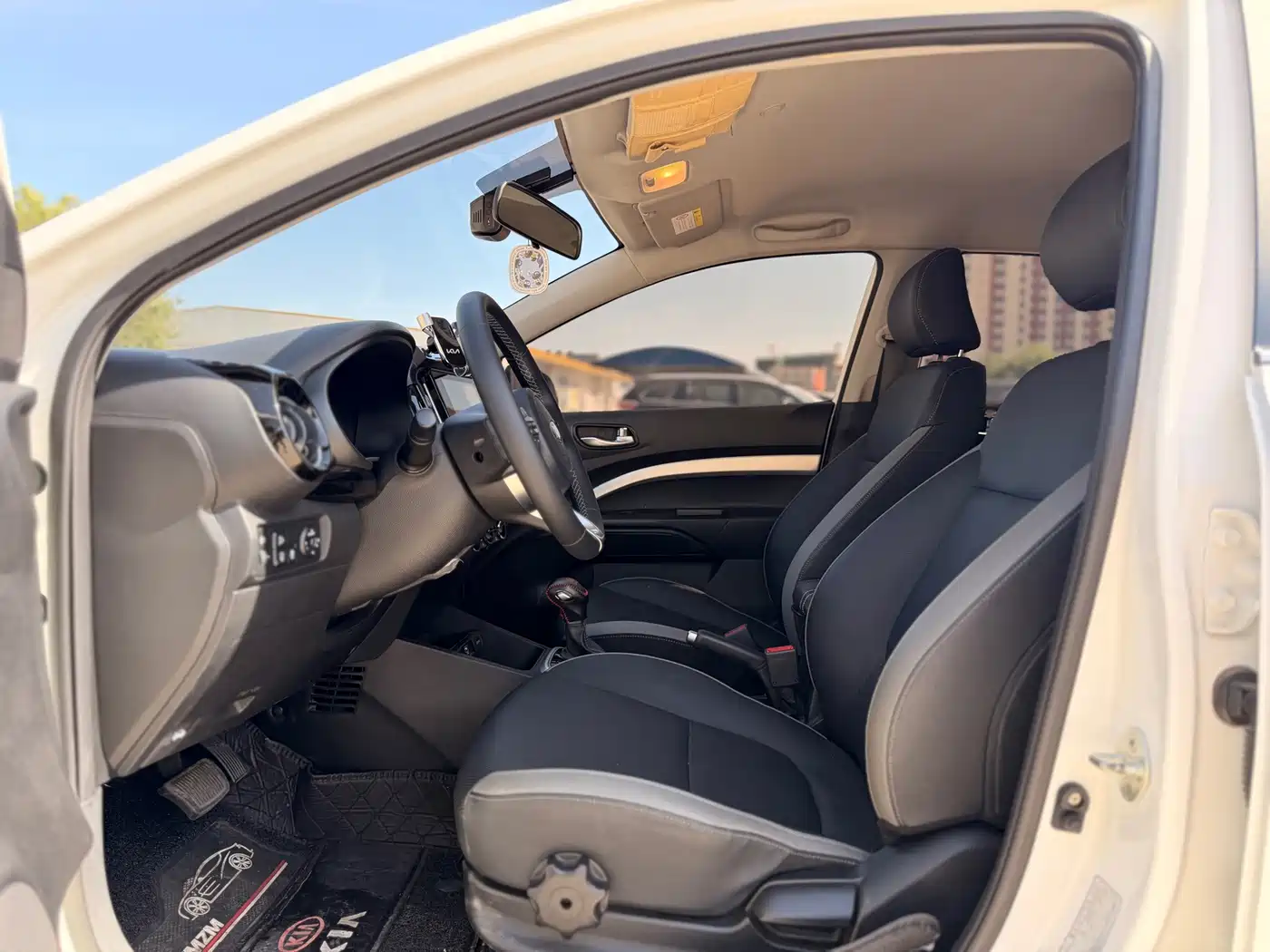 Фото 4 - Kia KX1