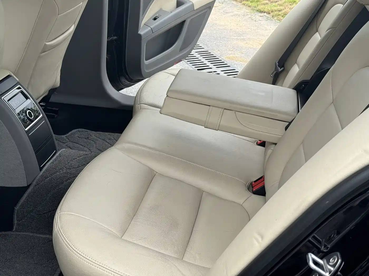Škoda Superb 2013 1.4TSI DSG Gentleman Edition фото 19