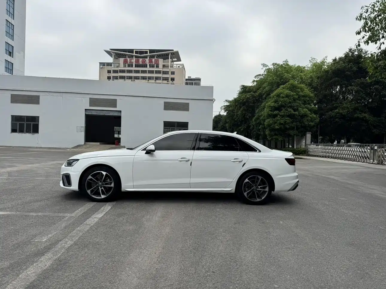 Audi A4L 2020 40 TFSI Fashion Dynamic Edition фото 37