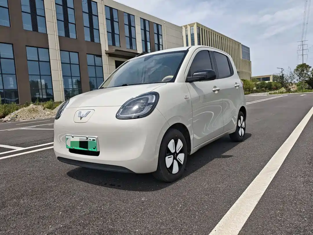Wuling Motors Hongguang MINIEV 2025 4-Door Advanced