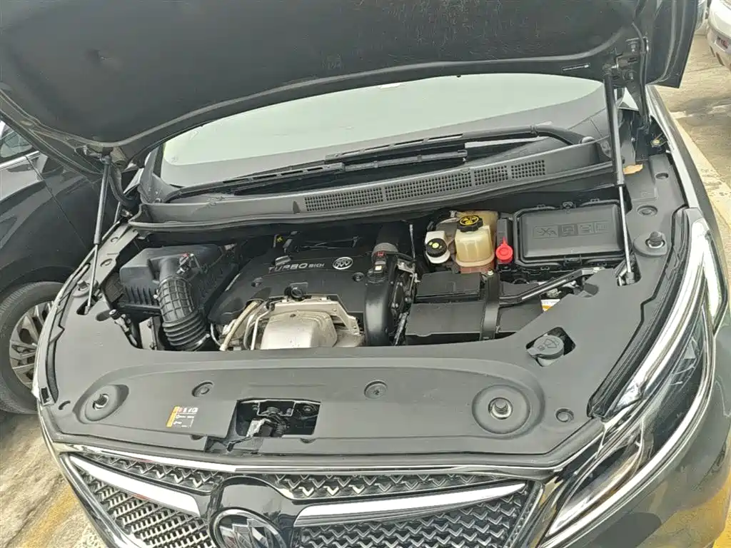 Buick GL8 2017 ES 28T Premium China V фото 16