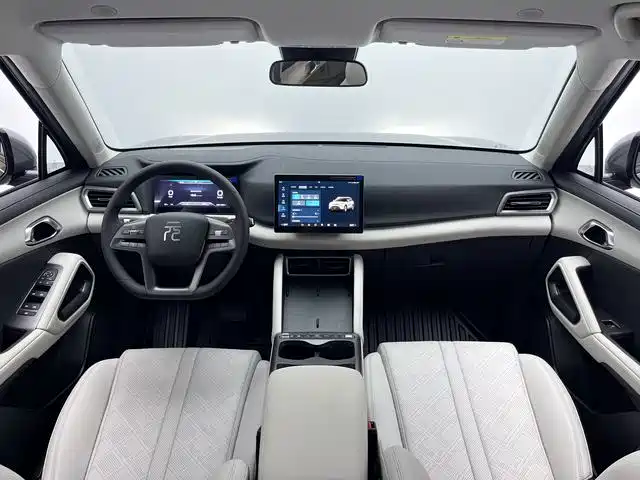BYD Yuan UP 2026 2025 Model 301KM Navigator