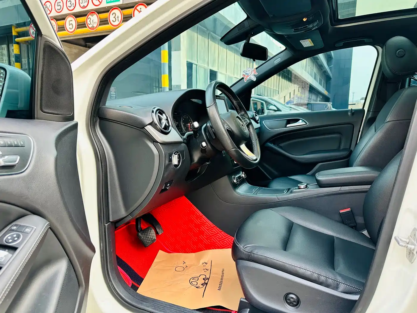 Mercedes-Benz B-Class 2015 B 200 Style фото 4