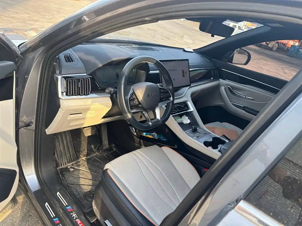 BYD Song PLUS PHEV 2023 Champion Edition DM-i 110KM Flagship PLUS фото 6