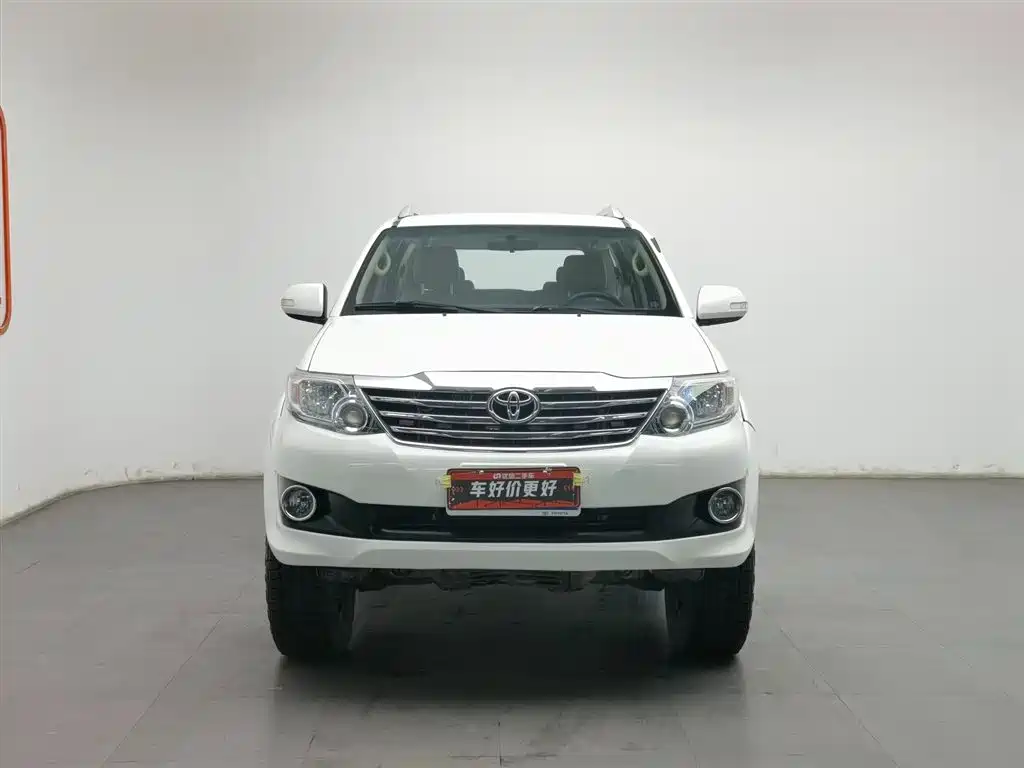 TOYOTA FORTUNER