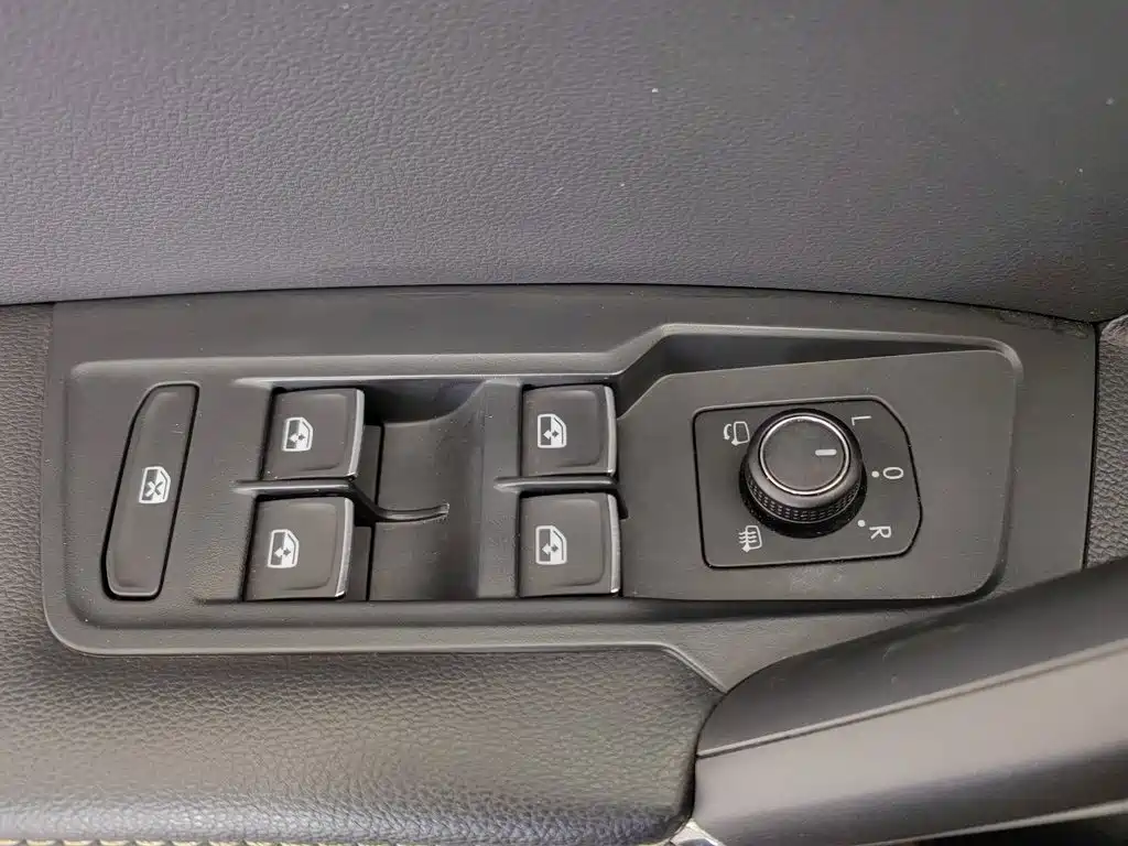 Volkswagen Tiguan L 2017 2017 330TSI Automatic 2WD Flagship Edition
