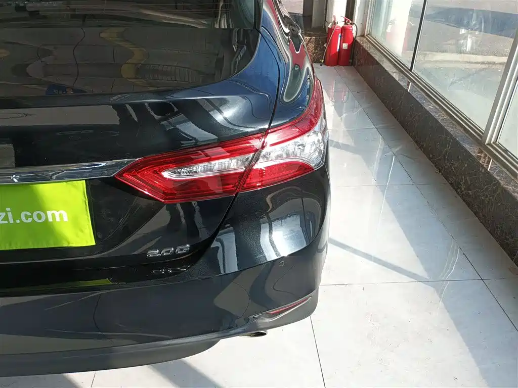 Toyota Camry 2021 2.0G Luxury Edition фото 8