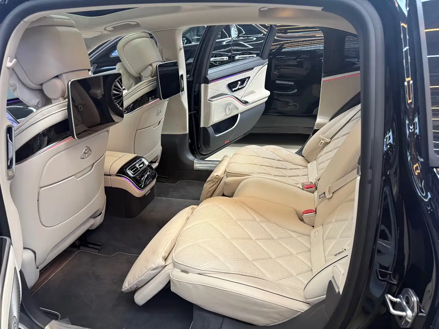 Mercedes-Benz Maybach S-Class 2024 Facelift S 480 4MATIC фото 14