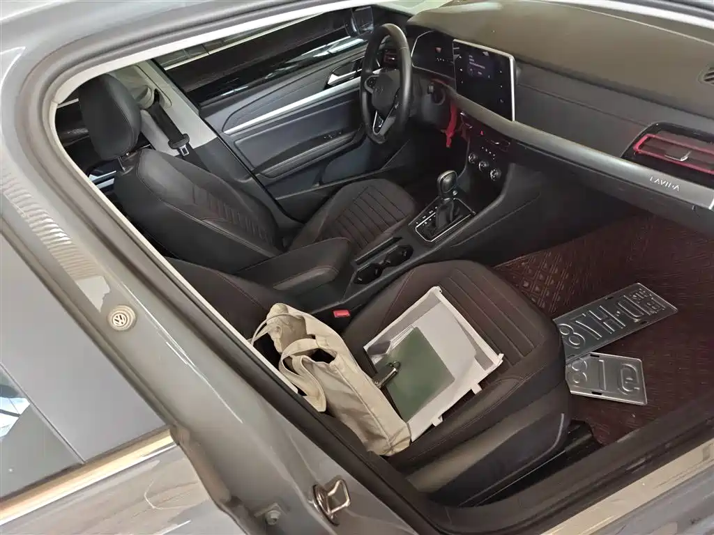 Volkswagen Lavida 2023 280TSI DSG Starlight Comfort Edition фото 20