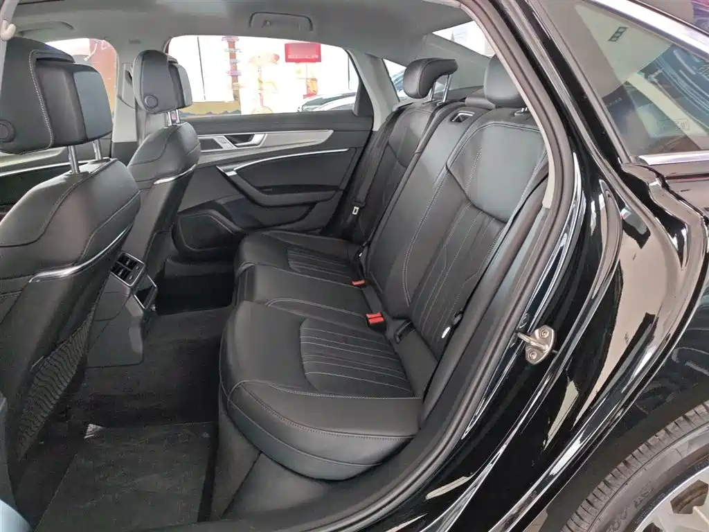 Audi A6L 2023 Facelift 40 TFSI Luxury Elegance фото 13