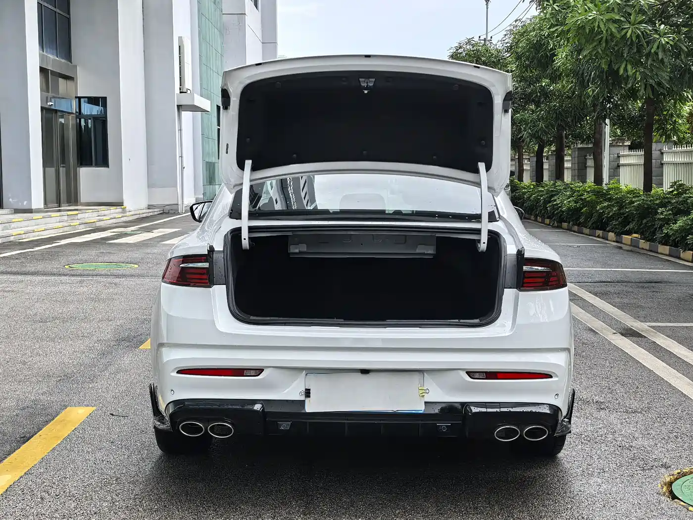 GEELY AUTOMOBILE XINGRUI