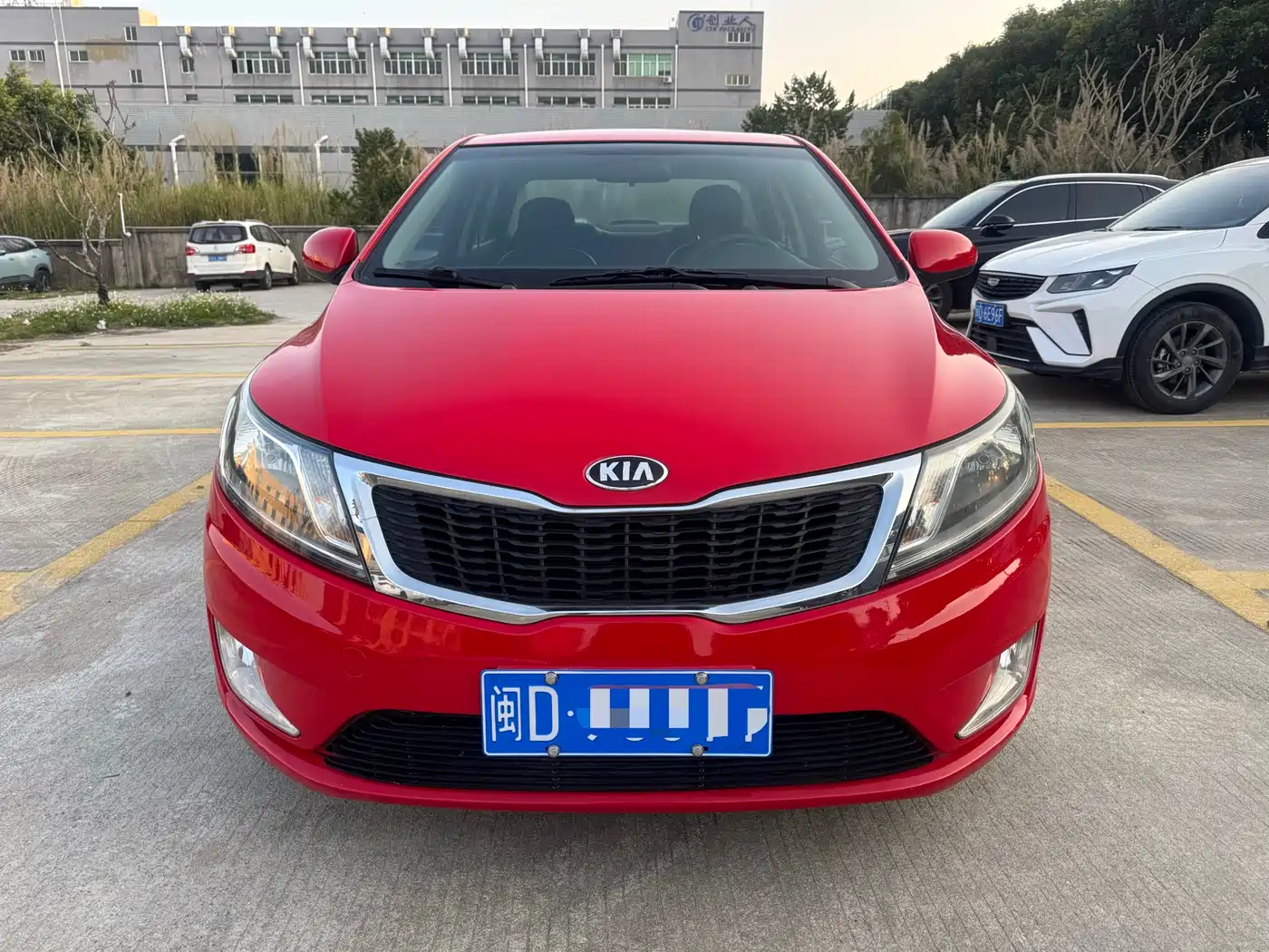 Kia K2 2012 Sedan 1.4L AT TOP Commemorative Edition фото 2