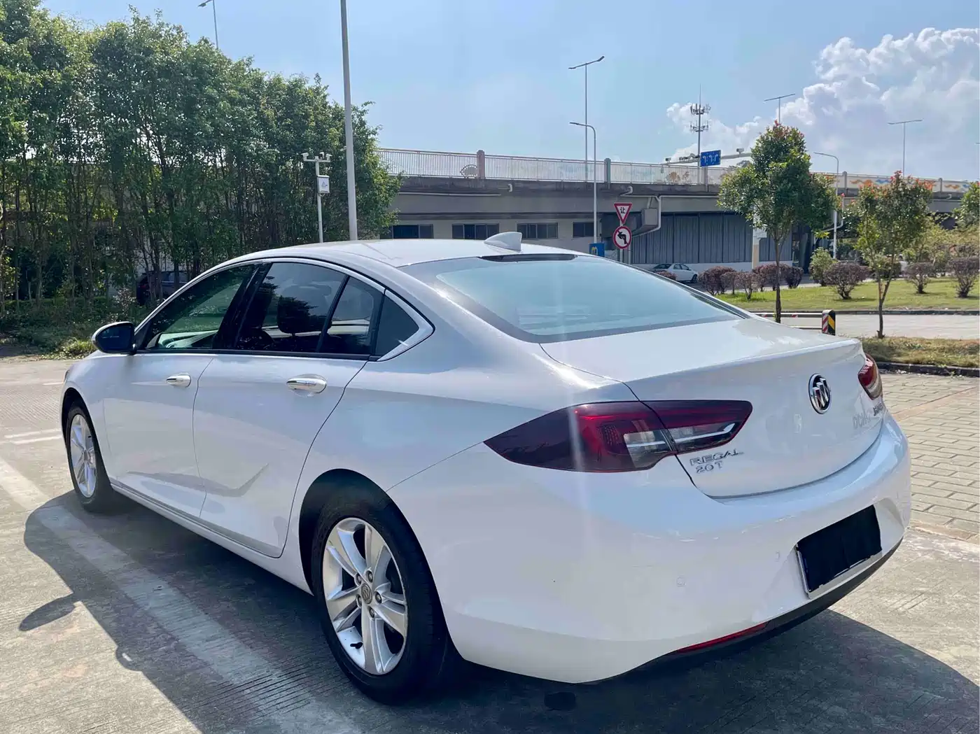 Buick Regal 2019 20T Elite China VI фото 12