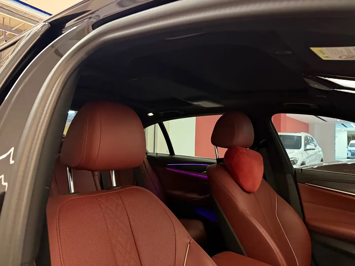 BMW 5 Series 2022 530Li Leading M Sport Package фото 10