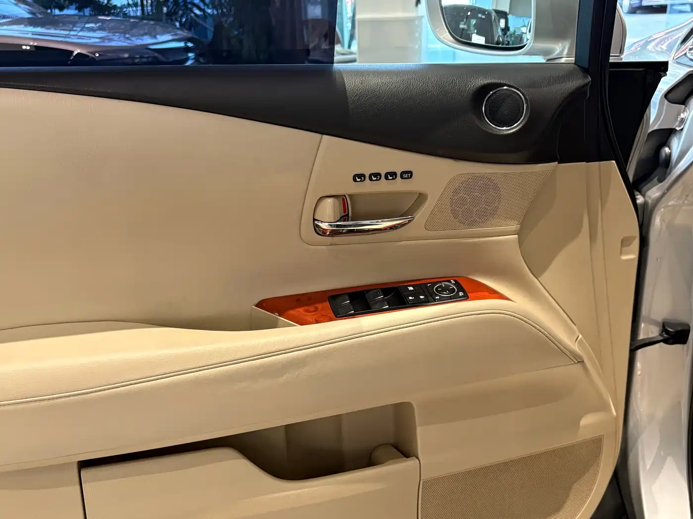Lexus RX Classic 2010 2009 Model 350 Premium Edition