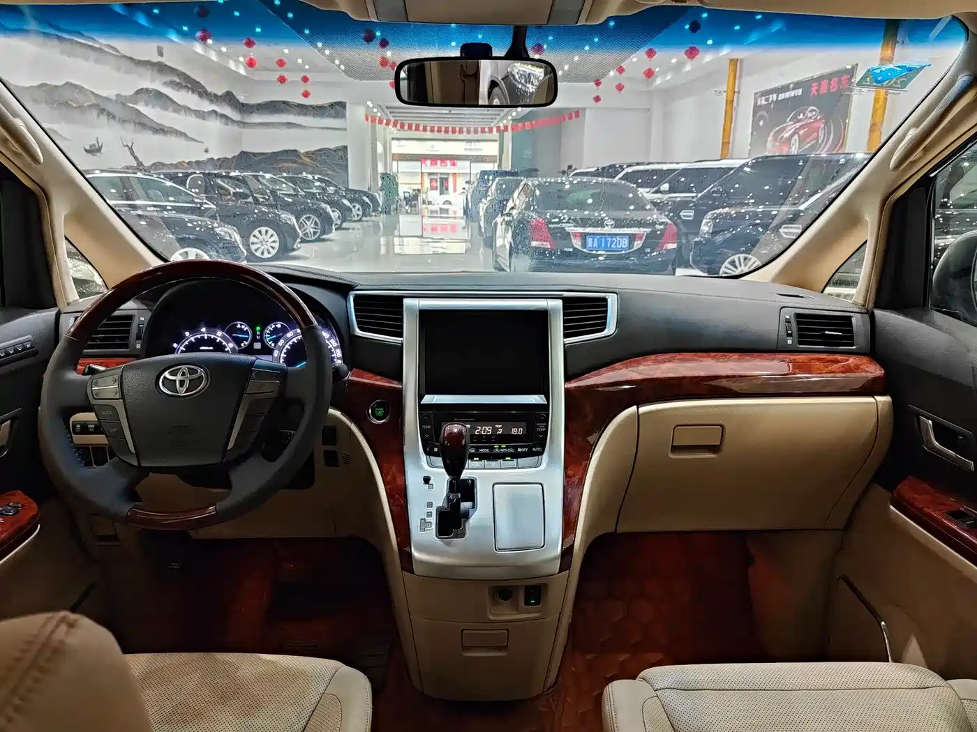 Toyota Alphard 2011 Model 2.4L Luxury фото 8
