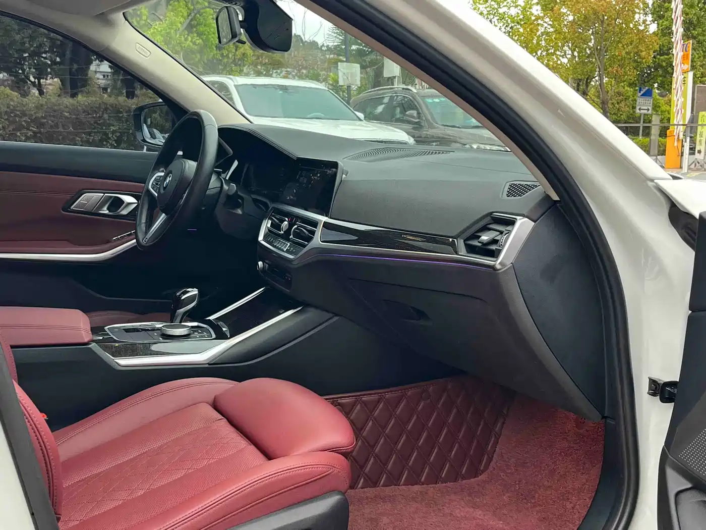 BMW 3 Series 2022 325Li M Sport Package фото 10