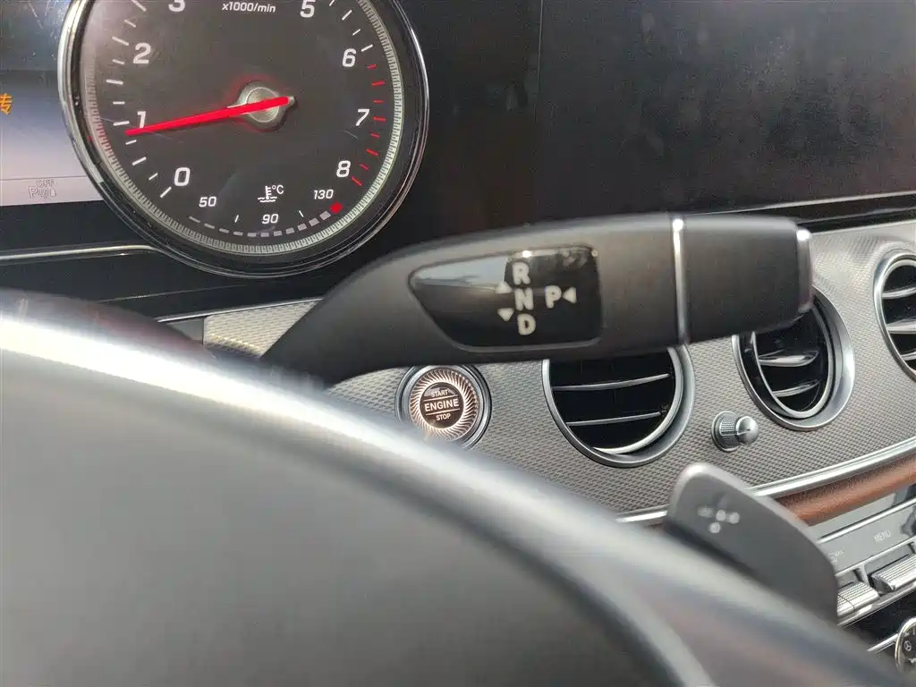 Mercedes-Benz E-Class 2017 E 200 Sport 4MATIC фото 12