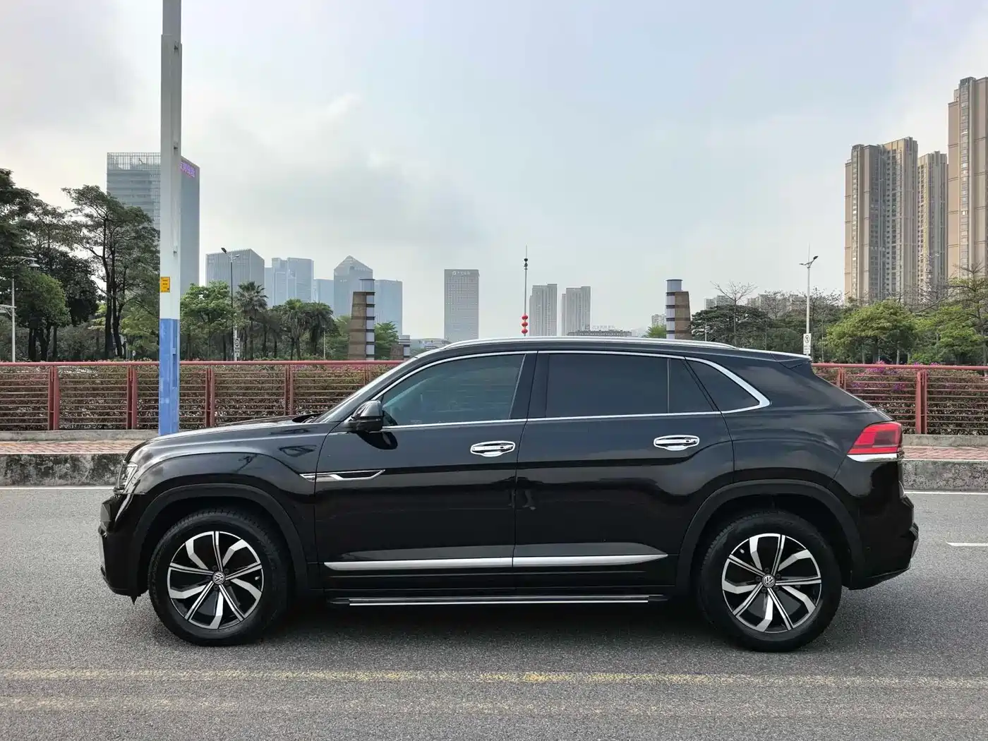 Volkswagen Teramont 2020 Teramont X 330TSI 2WD Luxury фото 23